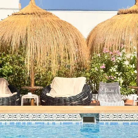 Coco 10 Pers Gehele In 3 Appartmenten فيلة كاليبي
